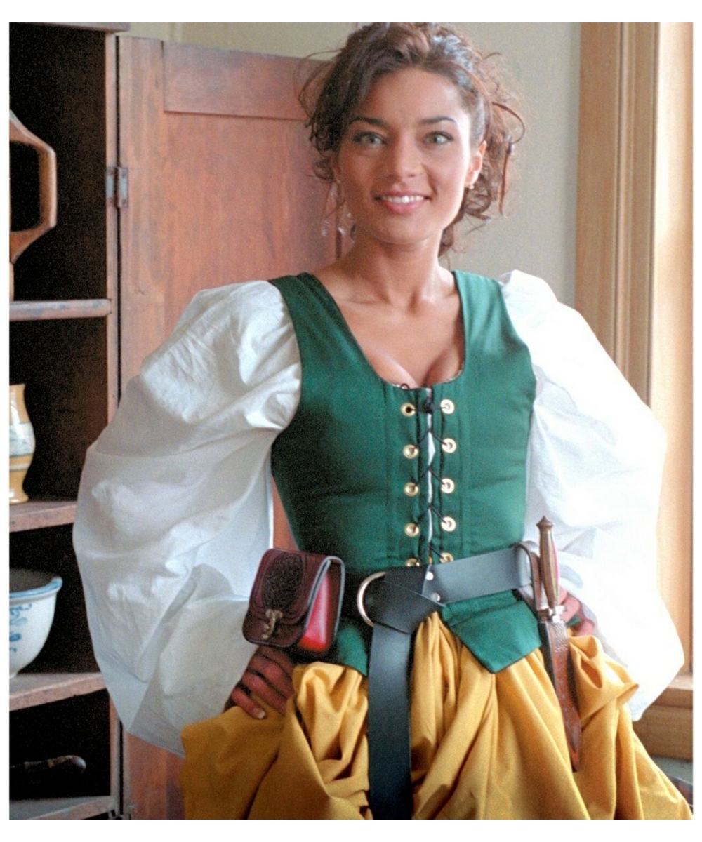 medieval costumes wench