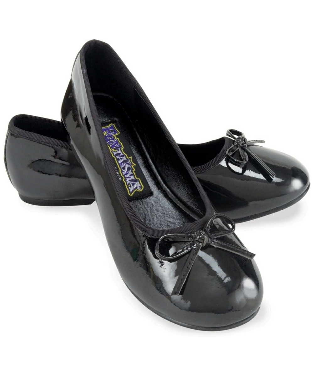 black ballet flats