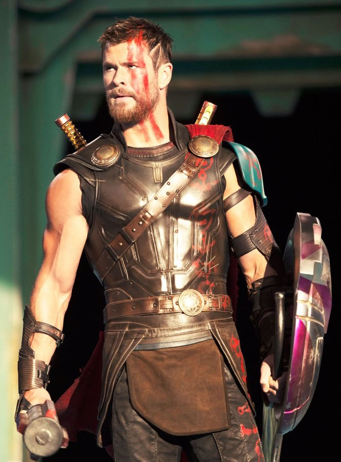 Thor: Ragnarok to Bring Flamboyance to Marvel Costumes