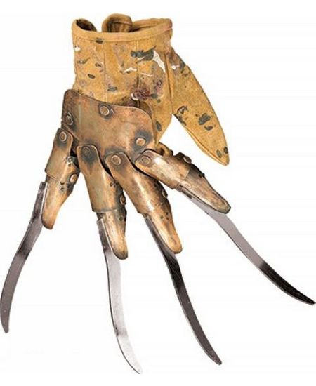 Deluxe Freddy Metal Glove